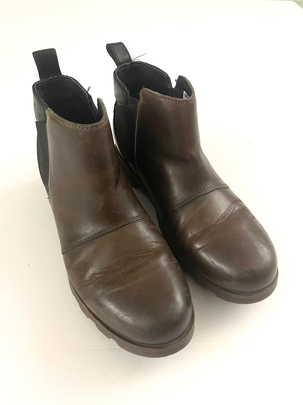 Sorel Emelie Waterproof Chelsea Boots, Brown/Black, Size 7.5
